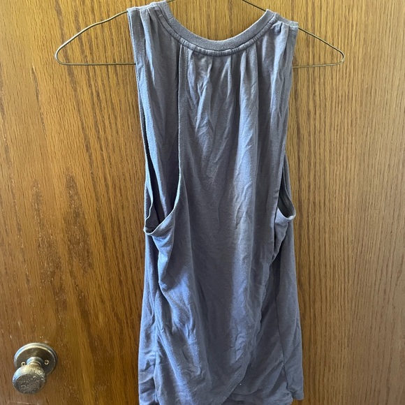 🔥3 for $15🔥 diadora tank top - Picture 3 of 4